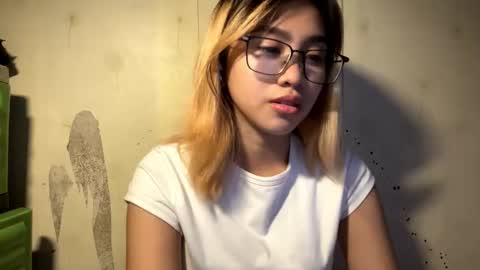 Snapshot of genesistresvant chatting on 01.16.26 Yuki online show from 01.16.26