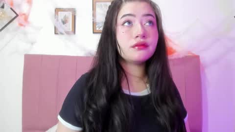 Sofia online show from 10.29.25