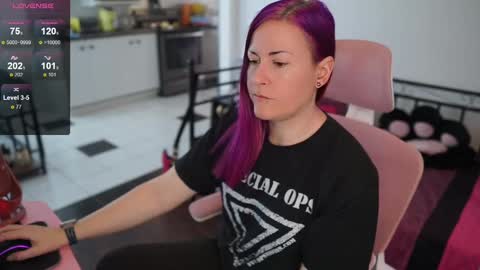 Genny Rock   and  online show from 02.11.25