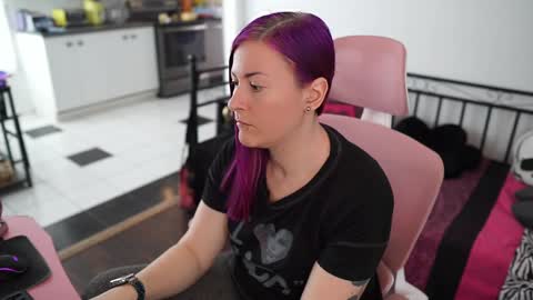 Genny Rock   and  online show from 02.18.25