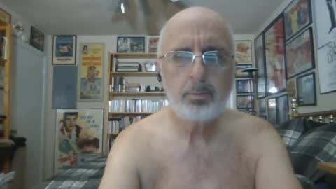 Snapshot of gentcallr chatting on 07.31.26 Steve online show from 07.31.26