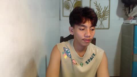 Snapshot of gentlemanlustx chatting on 10.23.25 Rayl online show from 10.23.25