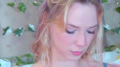 Snapshot of gentlerossi chatting on 04.01.26 GentleRossi online show from 04.01.26