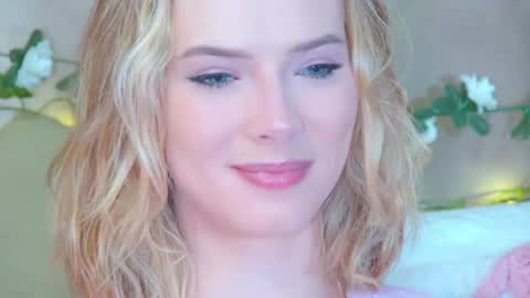 Snapshot of gentlerossi chatting on 04.11.26 GentleRossi online show from 04.11.26