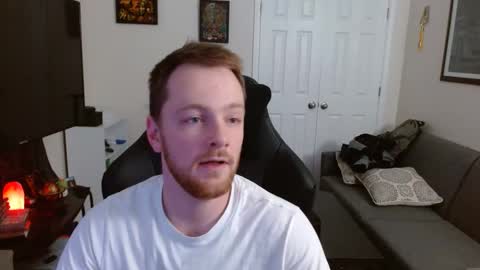 Snapshot of genuinedge chatting on 09.26.25 genuinedge online show from 09.26.25