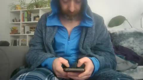 Snapshot of geon2xx chatting on 09.09.25 Geon online show from 09.09.25