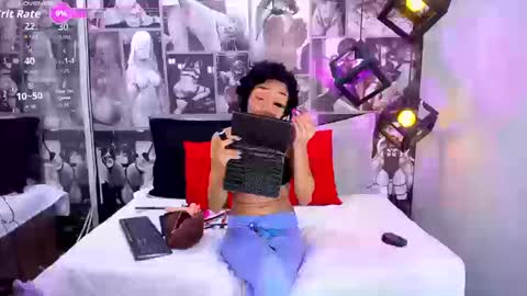 Snapshot of george_and_melody chatting on 09.11.25 MRS SALCHICHA AND BREAD online show from 09.11.25