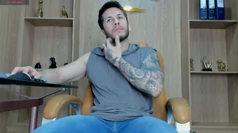 Snapshot of george_diesell_ chatting on 05.28.26 George online show from 05.28.26