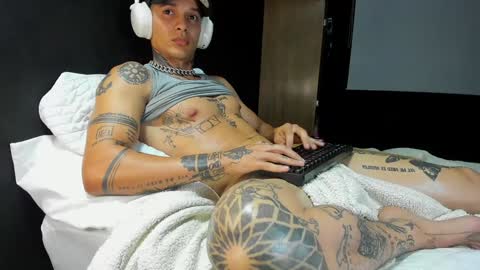 Snapshot of george_prince2 chatting on 01.11.25 independent model online show from 01.11.25