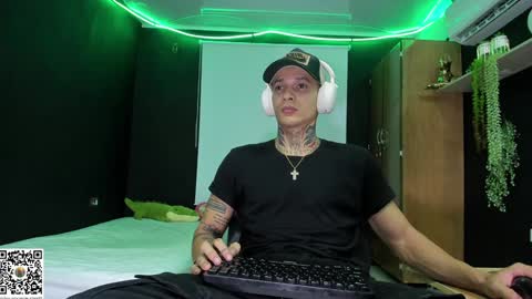 Snapshot of george_prince2 chatting on 01.27.25 independent model online show from 01.27.25