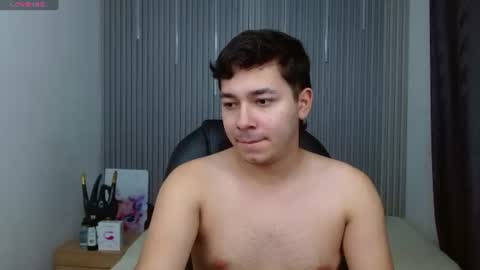 Snapshot of georgesmith_1 chatting on 07.17.26 GEORGE online show from 07.17.26