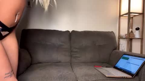Snapshot of georgiawildxo chatting on 02.17.25 georgiawildxo online show from 02.17.25