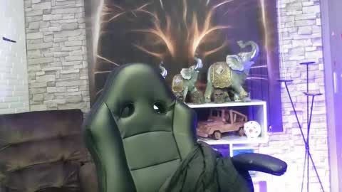 Georgina  online show from 01.14.25