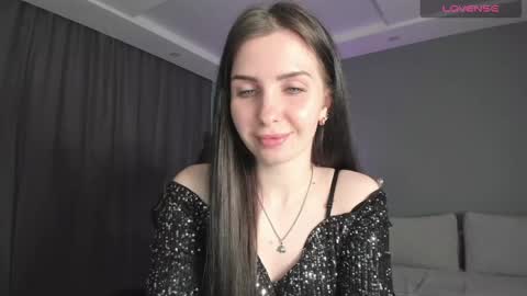 Snapshot of georginaroads chatting on 02.07.25 GeorginaRoads online show from 02.07.25