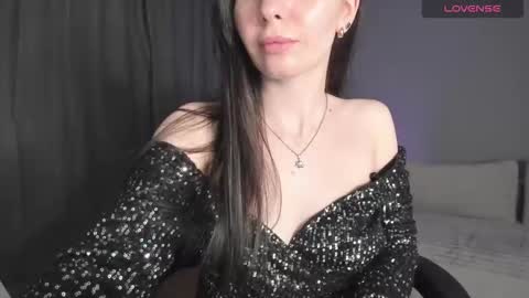 Snapshot of georginaroads chatting on 02.07.25 GeorginaRoads online show from 02.07.25