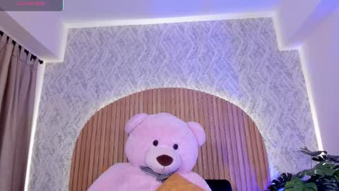 Kendal  online show from 11.04.25