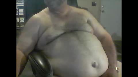 Snapshot of gerabo chatting on 02.28.25 gerabo online show from 02.28.25