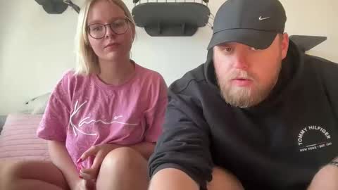 Snapshot of german69couple chatting on 05.12.26 GermanCouple online show from 05.12.26