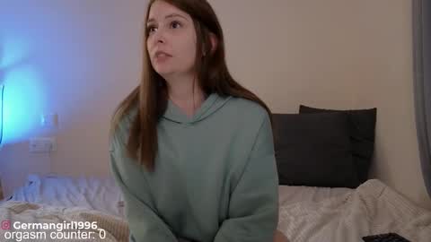 Nadine online show from 01.06.26