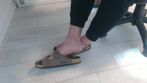 Snapshot of germansolebro chatting on 02.18.26 GermanSoleBro online show from 02.18.26