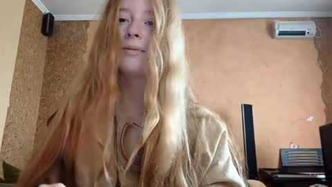 Kate online show from 04.28.26