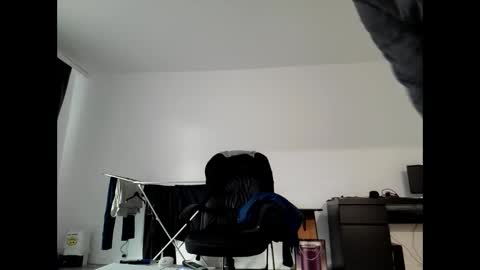 Snapshot of gescos chatting on 01.10.25 gescos online show from 01.10.25