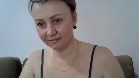 Snapshot of gessy_angel chatting on 02.19.26 gessy_angel online show from 02.19.26