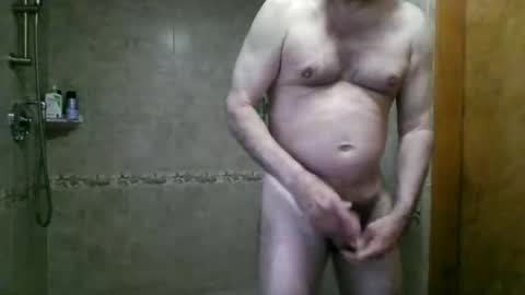 Snapshot of gguyfrofunn_2 chatting on 04.14.26 gguyfrofunn_2 online show from 04.14.26