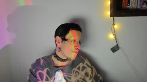 Snapshot of gh0st_pussy chatting on 05.29.26 Ghost Bussy online show from 05.29.26