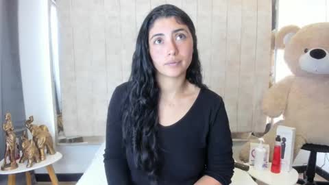 Danna Astrom online show from 04.17.26