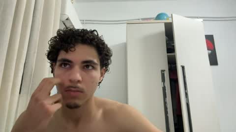 Snapshot of ghilassss chatting on 06.11.26 ghilassss online show from 06.11.26