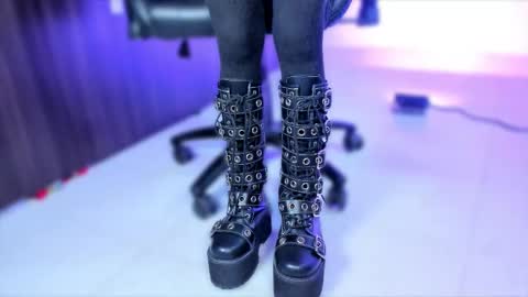 Sara online show from 09.26.25