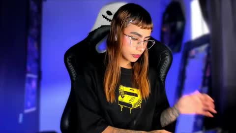 Sara online show from 09.30.25