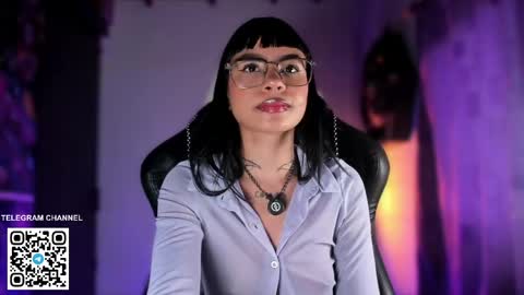 Snapshot of ghostlydolll chatting on 05.20.26 Sara online show from 05.20.26