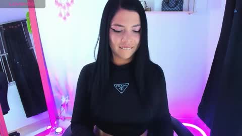 giaaaa   online show from 09.26.25