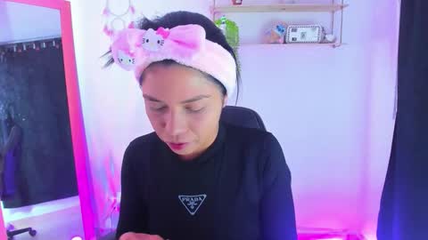 giaaaa   online show from 02.02.26