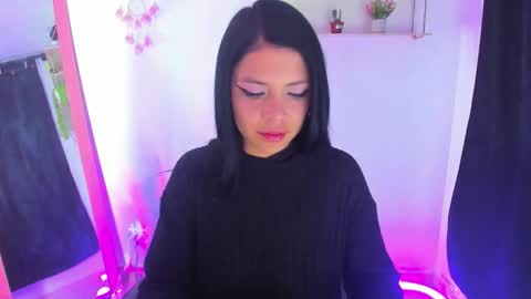 giaaaa   online show from 02.28.26