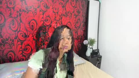 Snapshot of gia_martin chatting on 02.25.25 gia_martin online show from 02.25.25