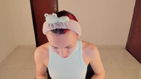 GIA WHITE Independet  online show from 02.28.26