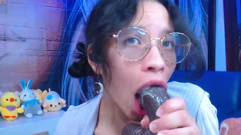Snapshot of giaa_rossi chatting on 04.28.26 giaa rossi online show from 04.28.26