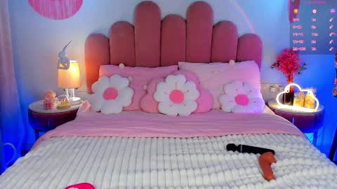 Gia online show from 09.14.25