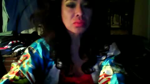 Snapshot of giacarrera143 chatting on 12.24.24 Asian Delight Gia online show from 12.24.24