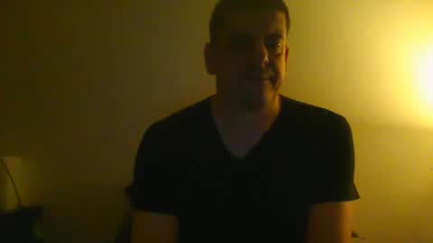 Snapshot of giaco1982 chatting on 01.22.25 samuel online show from 01.22.25