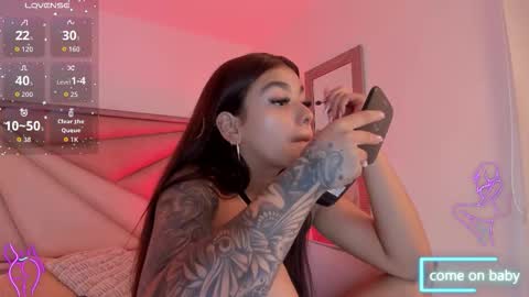 Gia  online show from 11.28.25