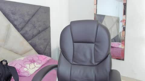 Gia  online show from 04.04.26