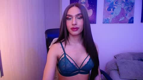 Gia Mint  online show from 05.05.26