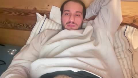 gian22344 online show from 12.19.25