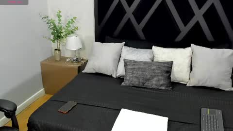 Snapshot of gian_rossii chatting on 07.15.26 GIAN online show from 07.15.26