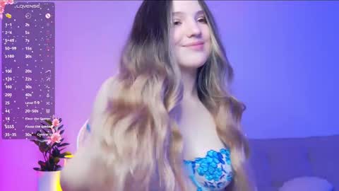 Snapshot of giannagem chatting on 01.26.25 Roxy online show from 01.26.25