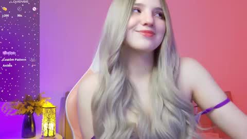 Snapshot of giannagem chatting on 02.23.25 Roxy online show from 02.23.25
